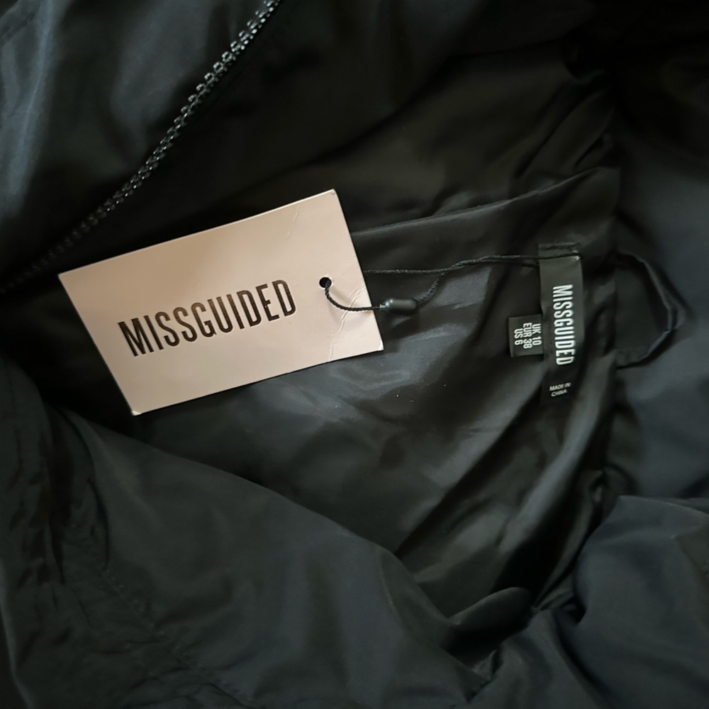 Coat - Picture 4 of 4